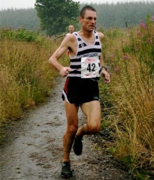 Craig Ross running in the 'Tour of Fife'