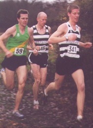 Dennis leads Henry at the Horsenden Hill Met League - 2003