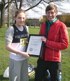 Alice Keane receives her award from Kate Jenrick - 17th March 2007