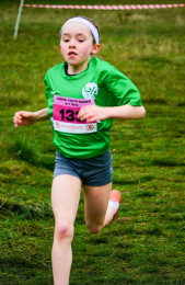 Charlotte 'Hurricane' Knipe posing